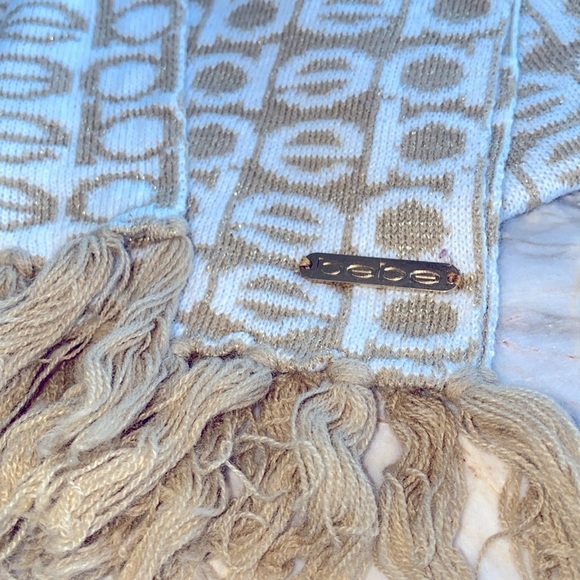 BEBE Scarf Cream/White with Logo - Picture 5 of 7